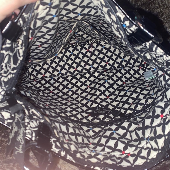 Vera Bradley, patchwork, quilted bag with faux patent leather - Picture 4 of 6